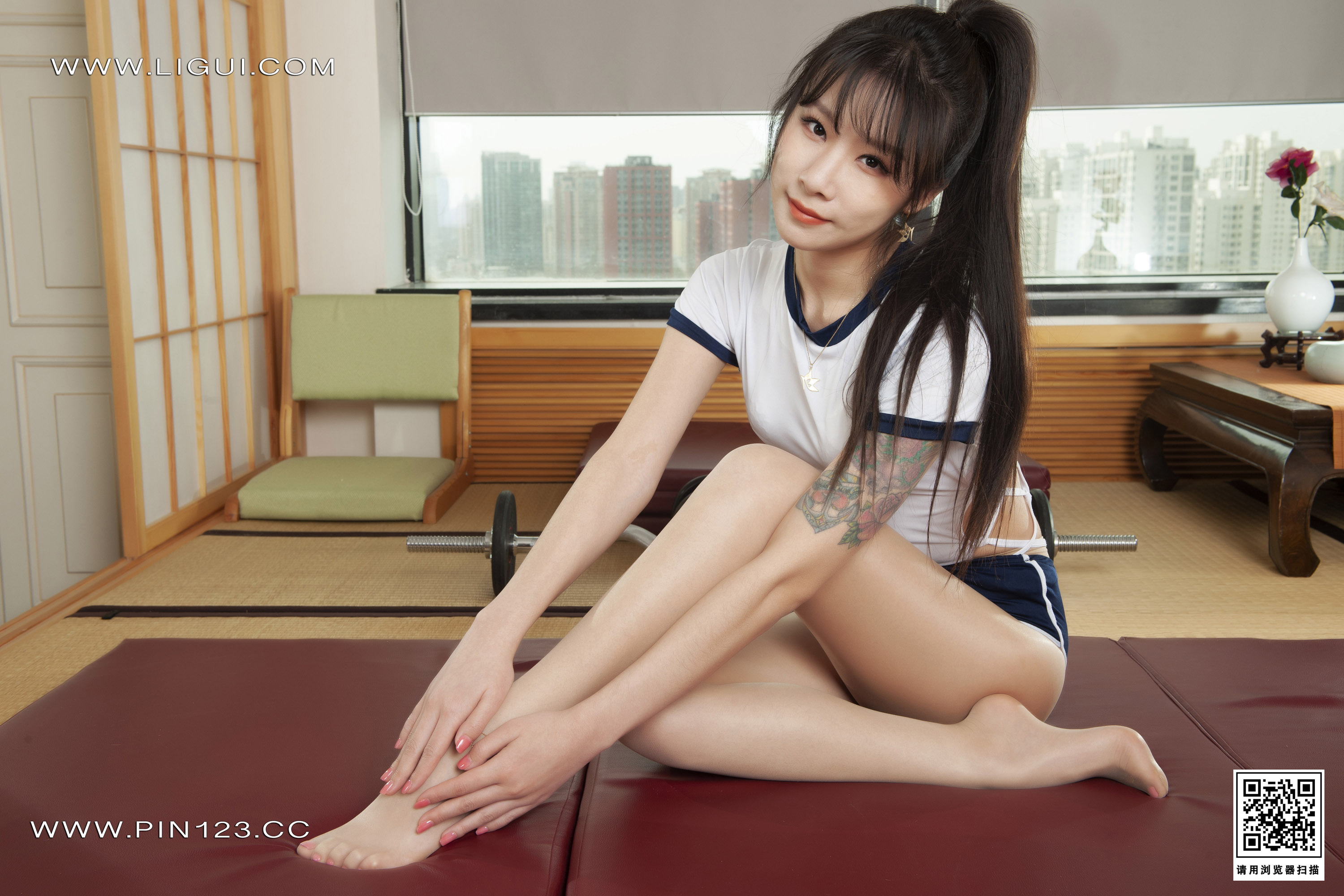 Ligui丽柜 2023.04.03 《午间锻炼》 Kiki